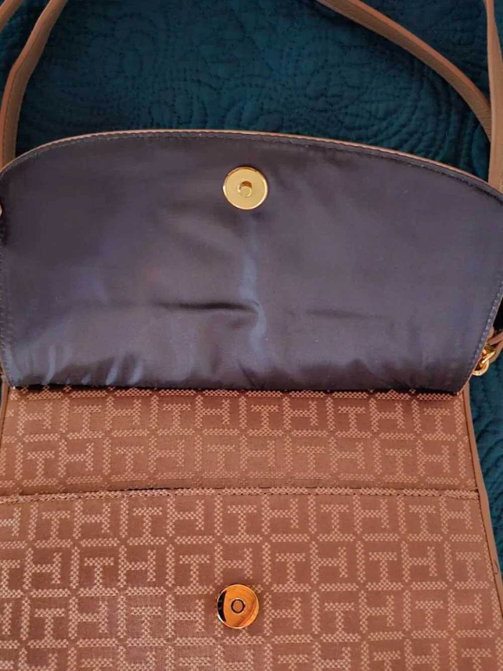 Tommy Hilfiger purse
